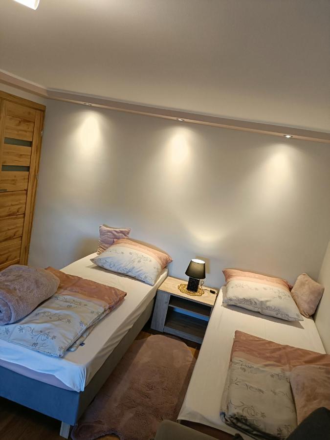 Ferienwohnung Tu Sie Spi Bodzentyn Exterior foto